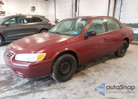2000 Toyota Camry Le из США, поврежденный, VIN 4T1BG22K9YU974963